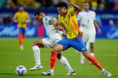 Luis Diaz challenges Sebastian Caceres